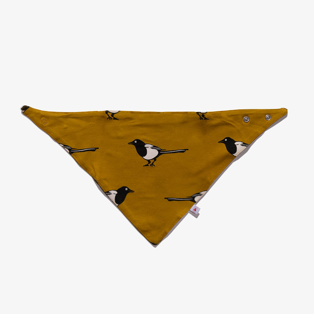 Detailansicht des Baby-Halstuch aus der Birdy Kollektion