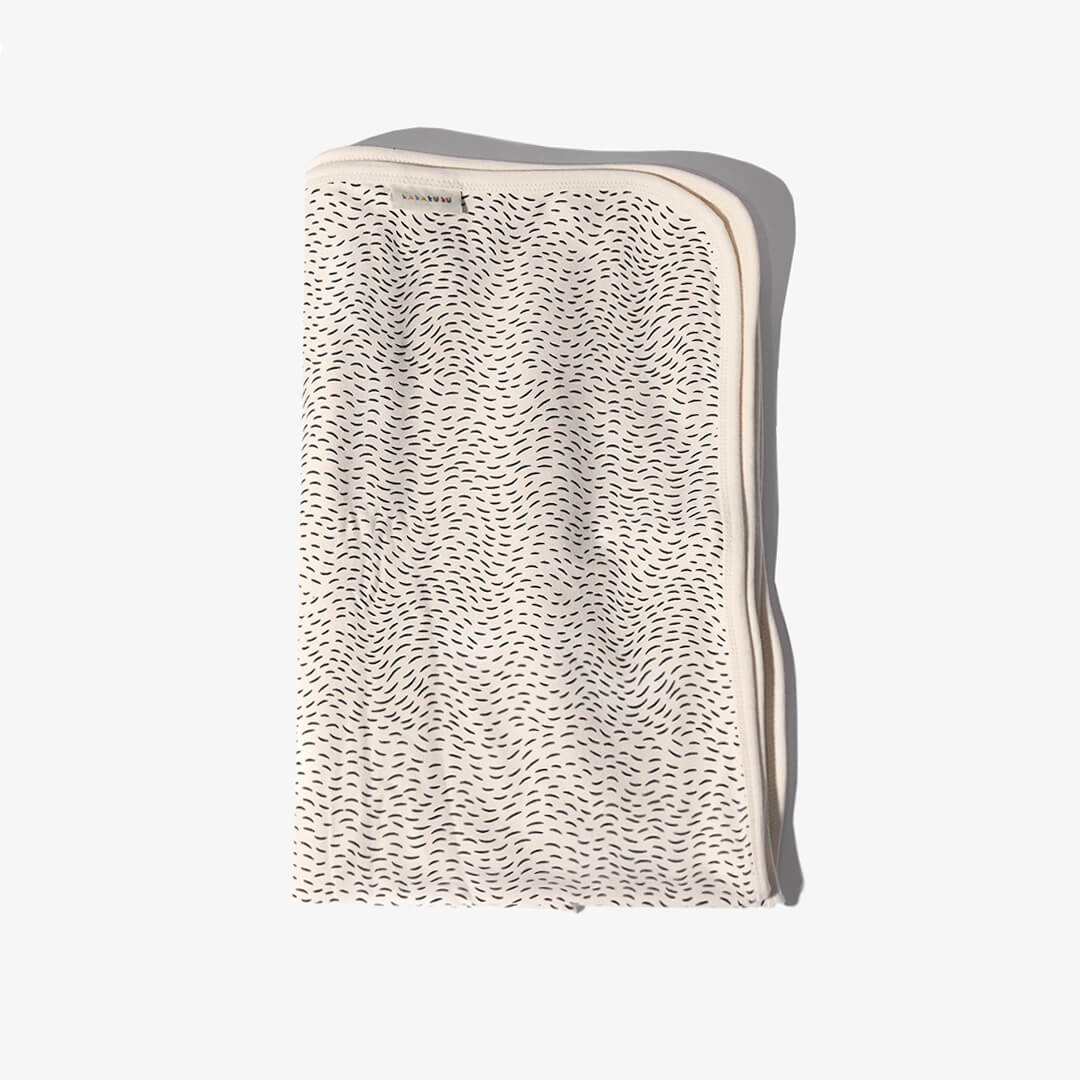 Vollansicht der Decke für Babys aus der FUR Kollektion