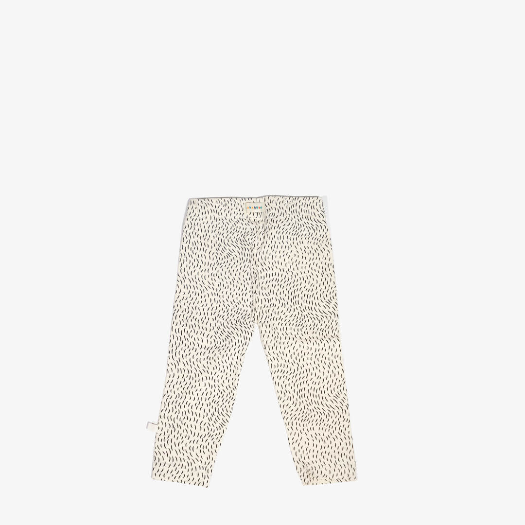 Vorderansicht der Hose für Babys aus der FUR Kollektion