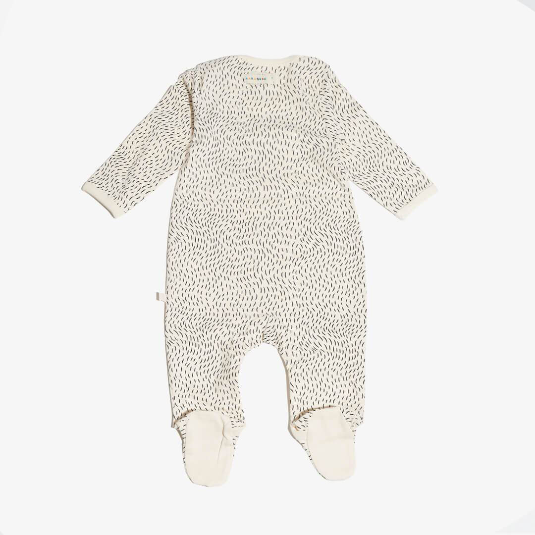 Vorderseite des Overalls für Babys aus der FUR Kollektion